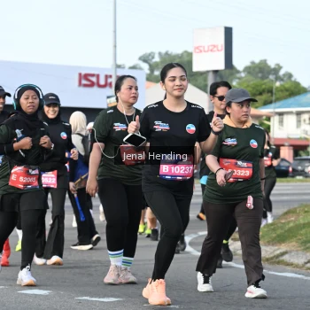 Runner Photo 3545594