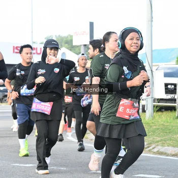 Runner Photo 3545595