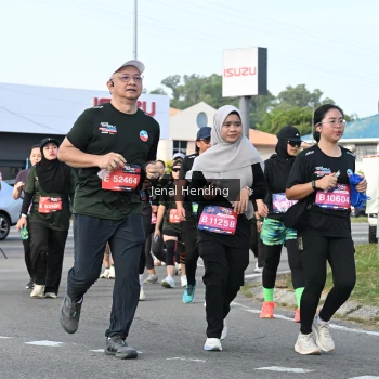 Runner Photo 3545608