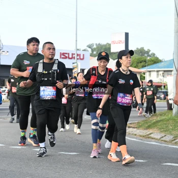 Runner Photo 3545613