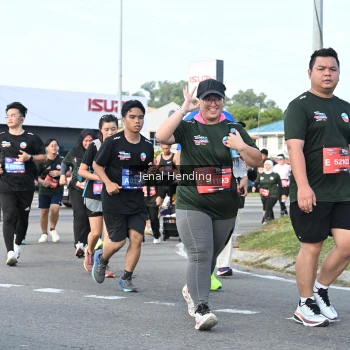 Runner Photo 3545624