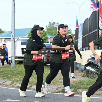 Runner Photo 3545642
