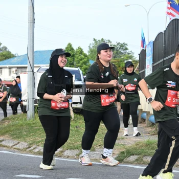 Runner Photo 3545643
