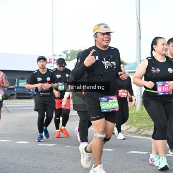 Runner Photo 3545644