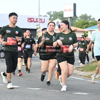 Runner Photo 3545716