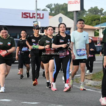 Runner Photo 3545720