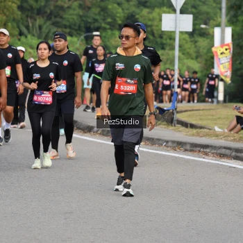 Runner Photo 3545733