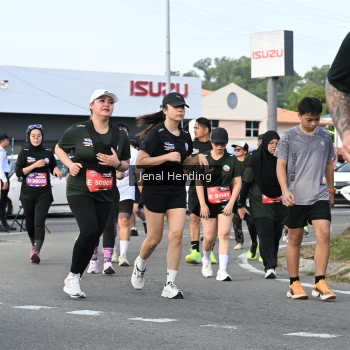 Runner Photo 3545750