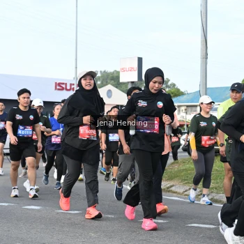 Runner Photo 3545768
