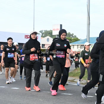 Runner Photo 3545769