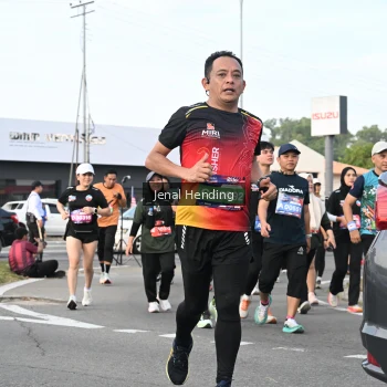 Runner Photo 3545775