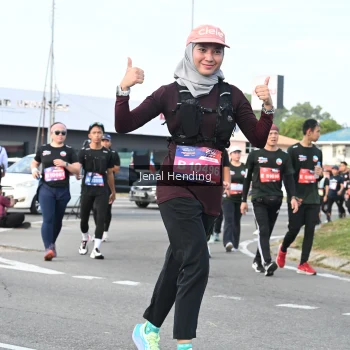 Runner Photo 3545792
