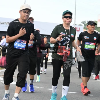 Runner Photo 3545793