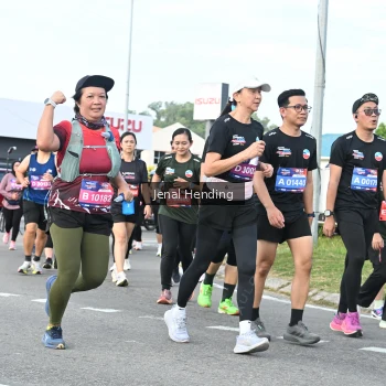 Runner Photo 3545844