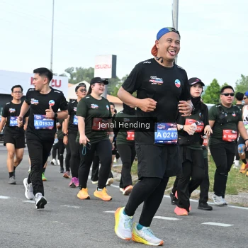 Runner Photo 3545848