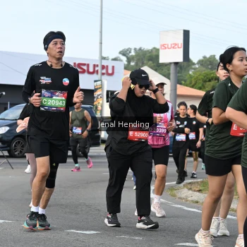 Runner Photo 3545913