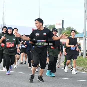 Runner Photo 3545943