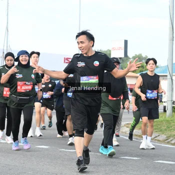 Runner Photo 3545946