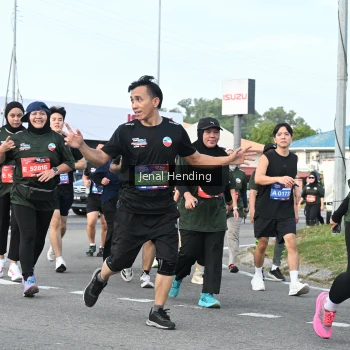 Runner Photo 3545949