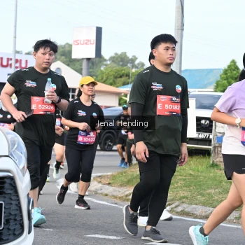 Runner Photo 3545992