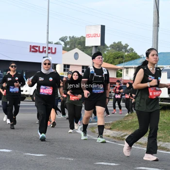 Runner Photo 3545993