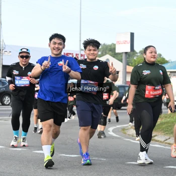 Runner Photo 3546013