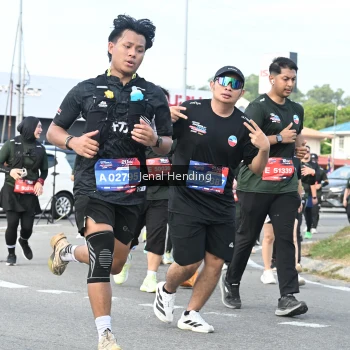 Runner Photo 3546064