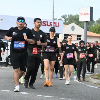 Runner Photo 3546071