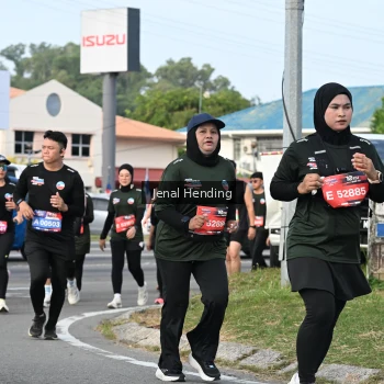 Runner Photo 3546079