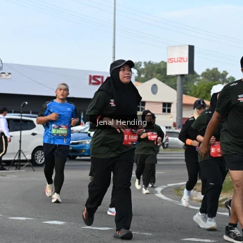 Runner Photo 3546088