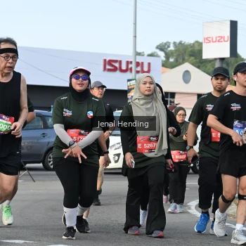 Runner Photo 3546095