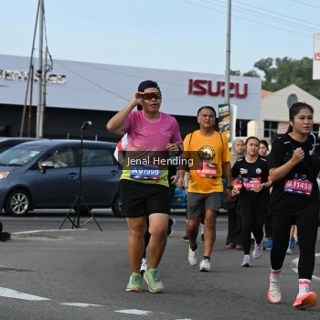 Runner Photo 3546100