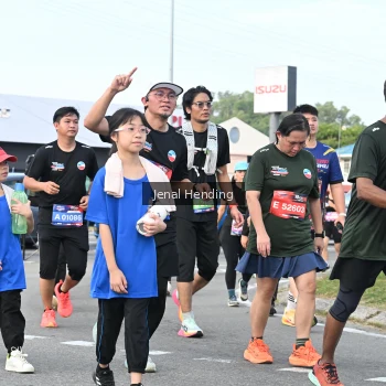 Runner Photo 3546115