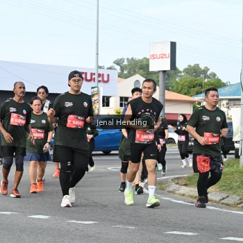 Runner Photo 3546119
