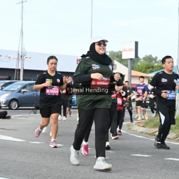 Runner Photo 3546122
