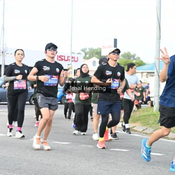 Runner Photo 3546124