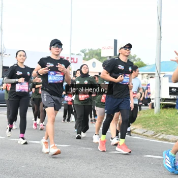 Runner Photo 3546127