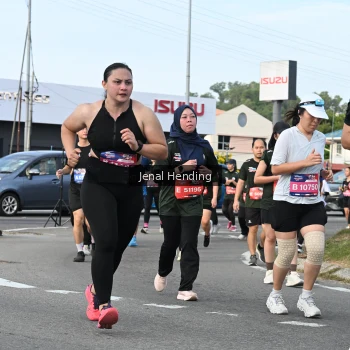 Runner Photo 3546131
