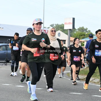 Runner Photo 3546138