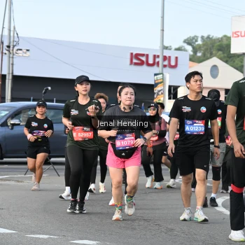 Runner Photo 3546154