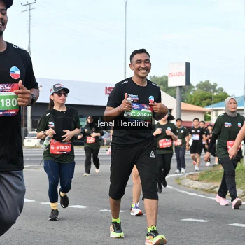 Runner Photo 3546162