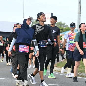 Runner Photo 3546169
