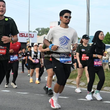 Runner Photo 3546190