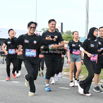 Runner Photo 3546195