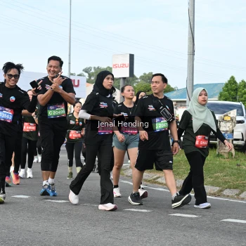 Runner Photo 3546196