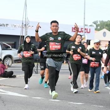 Runner Photo 3546218