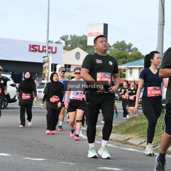 Runner Photo 3546225