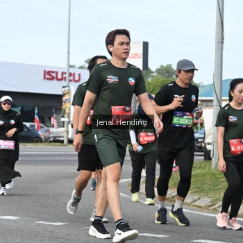 Runner Photo 3546235