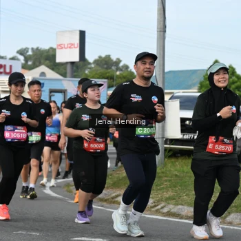 Runner Photo 3546248