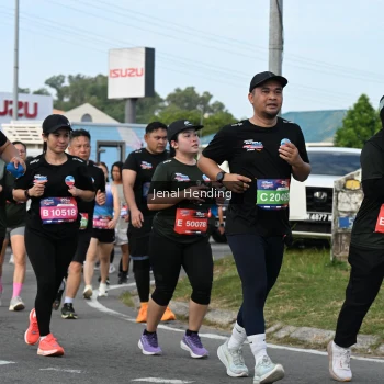 Runner Photo 3546266